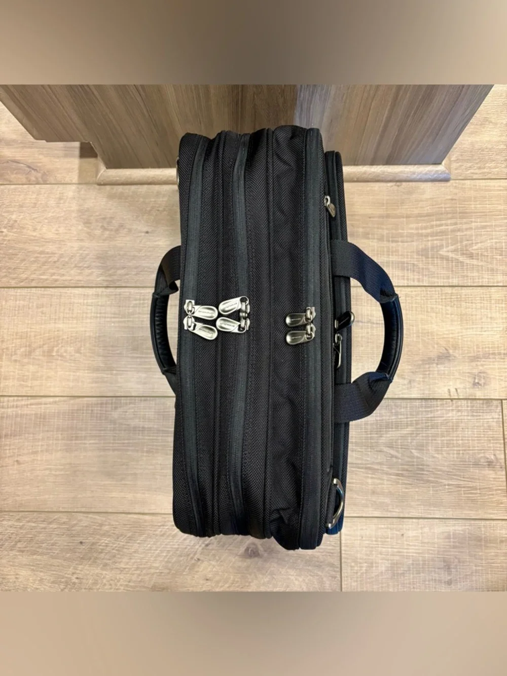 Briggs & Riley Large Travel Brief - Picture 4 of 13